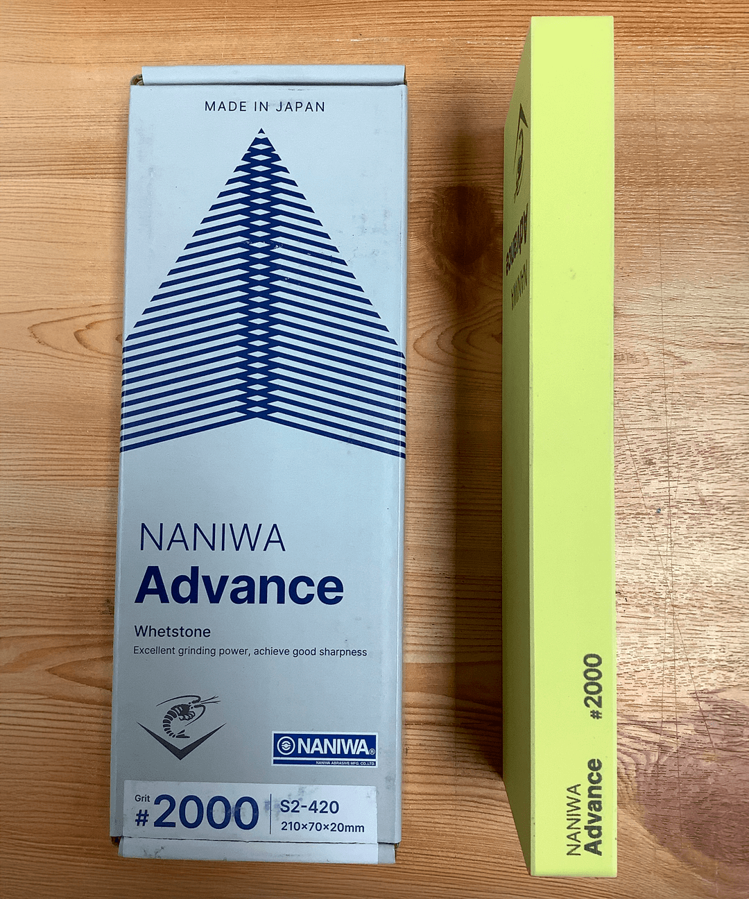 Piedra para afilar cuchillos Naniwa Advance S2 Grano 2000 4