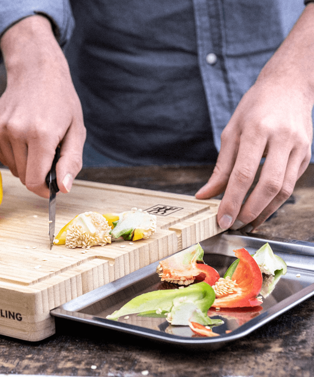 Tablas para picar de madera 39 cm x 30 cm con bandeja 6